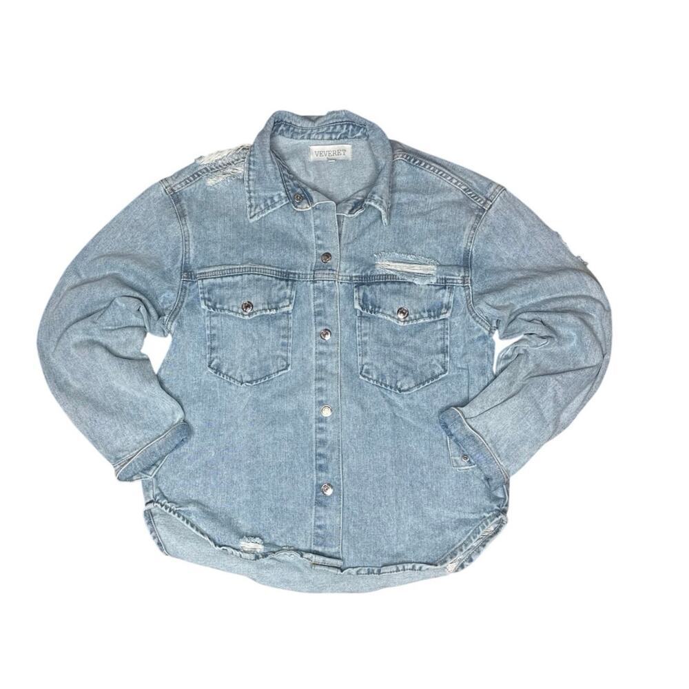 Veveret Women’s Light Blue Distressed Denim Button Down Shirt Snap Front Size S